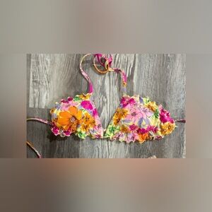3/$15 Wild Fable Triangle Bikini top removable padding TOP ONLY
